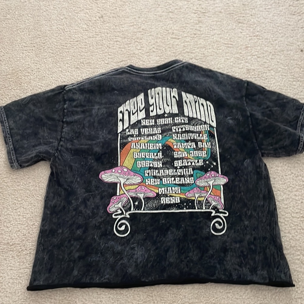 Fifth Sun: Black / M(6) - Picture 2 of 2